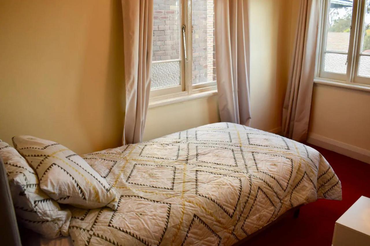 Comfortable 3 Bedroom Apartment In Trendy Haberfield Sydney Luaran gambar