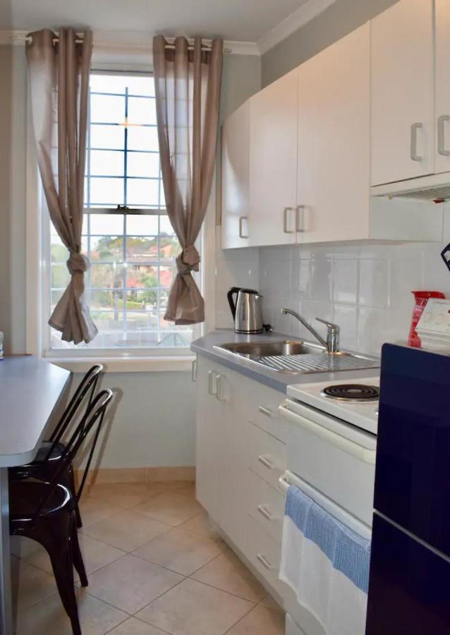 Comfortable 3 Bedroom Apartment In Trendy Haberfield Sydney Luaran gambar